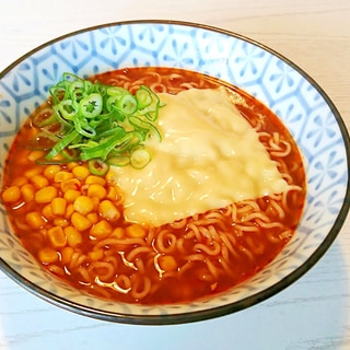 辛みそコーンチーズラーメン